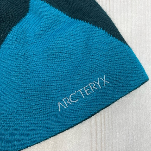 Arc’teryx Rise Toque Winter Beanie Hat Teal/Deep Green OS - Picture 3 of 10